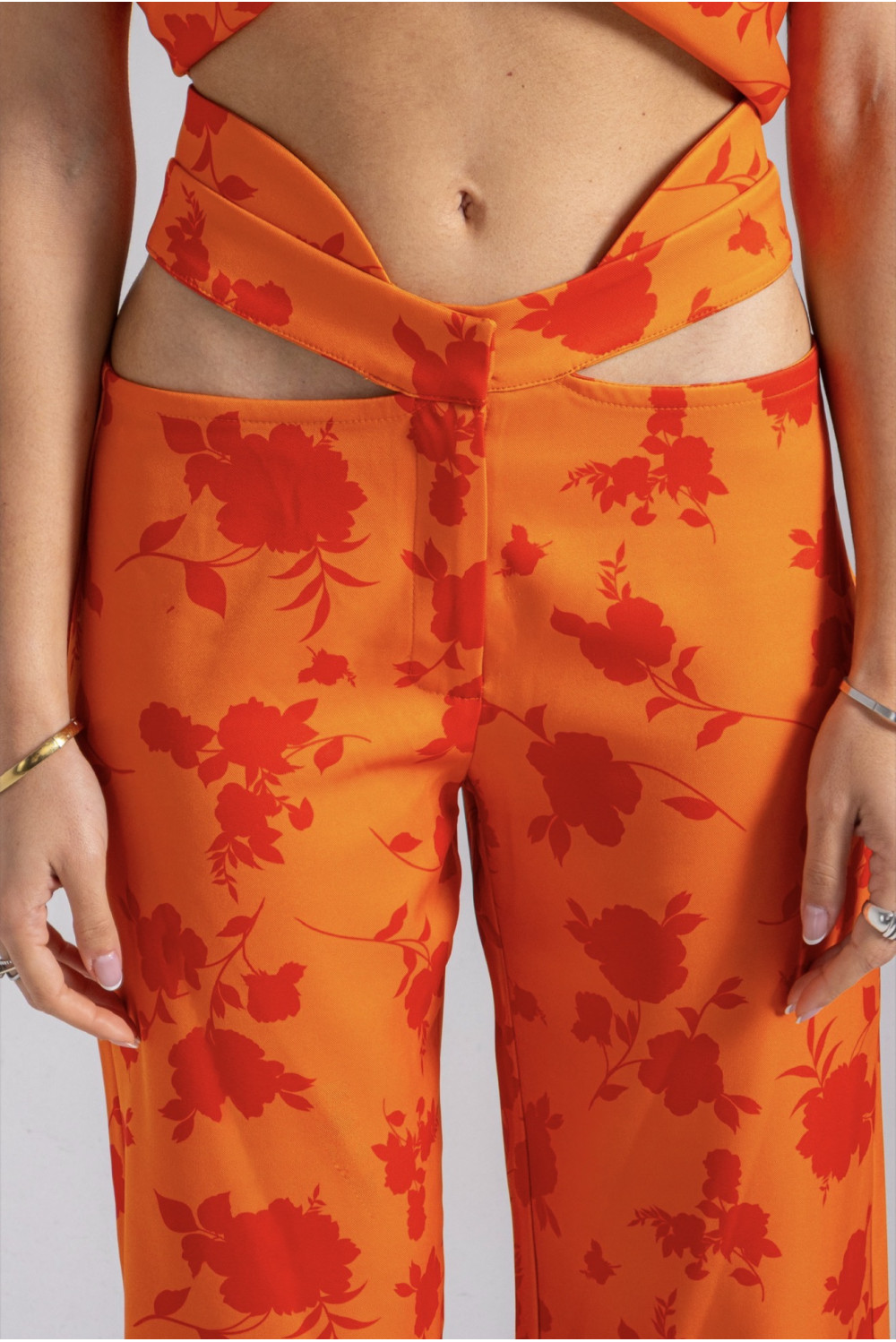 FLORA CUT-OUT PANTS